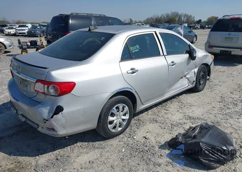 2011 Toyota Corolla z USA, uszkodzony, nr VIN 2T1BU4EE7BC582891